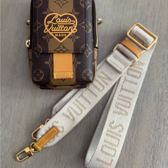 Louis Vuitton Nigo Phone Pouch - Picture 1 of 8